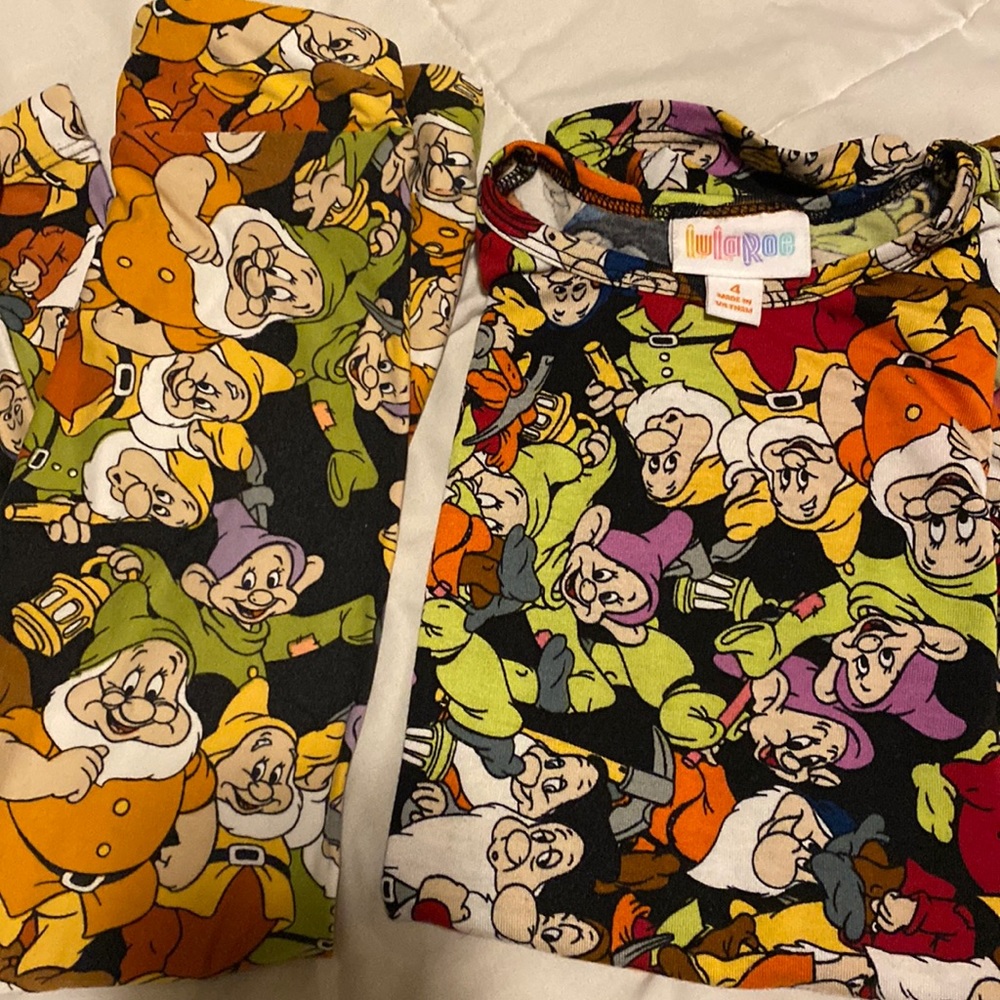 LuLaRoe Seven Dwarfs top and leggings kids